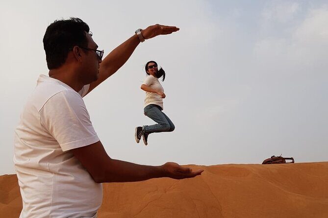 Dubai Desert Safari: Tanoura Show, Dune Bashing and BBQ Dinner - Entering the Desert in 6 Hours: What the Timing Feels Like