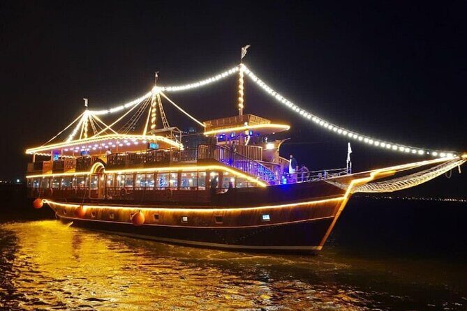 Dubai Dhow Cruise Dinner Al Seef Creek Multicusine - Entertainment on the Dhow: Tanora Dance, Puppet Show, and the Pace