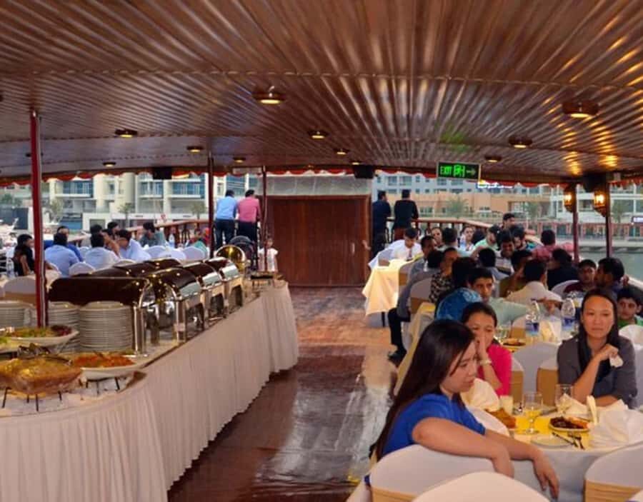 Dubai: Dhow Dinner Cruise on Creek or Marina with Live Shows - Key things to know before you go