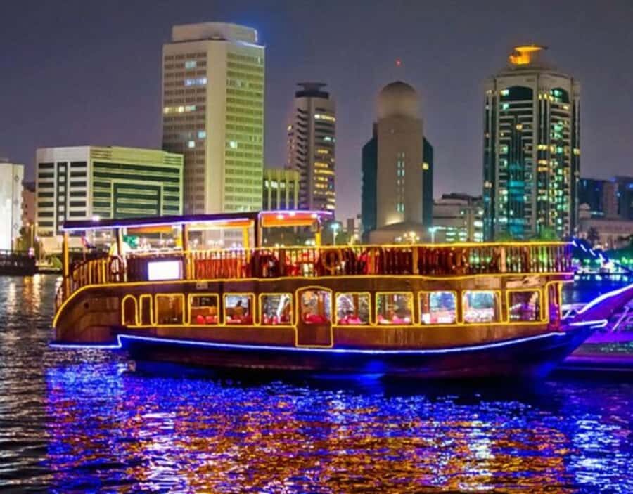 Dubai: Dhow Dinner Cruise on Creek or Marina with Live Shows - The cruise and the sunset timing: getting the views right