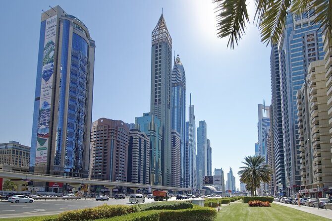 Dubai Discovery Tour - Half Day - Dubai Marina: when the skyline turns into a waterfront stroll