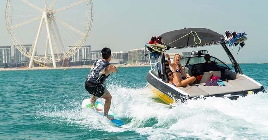 Dubai: Dubai Marina Wakesurfing or Wakeboarding Experience - Cruising Dubai Marina on the Water (With the Skyline in View)