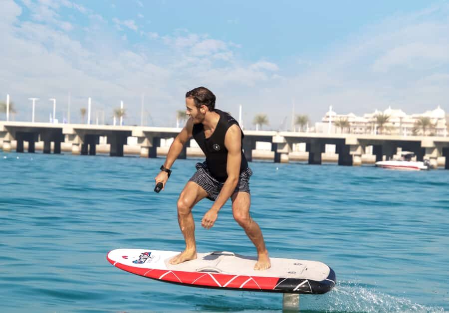 Dubai: Efoil or Electric Hydrofoil Surfboard Rental - Why Dubai Harbour Works So Well for eFoil