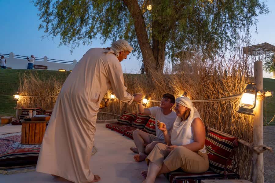 Dubai: Evening Camel Trekking & Dinner at Al Marmoom Oasis - Key points to know before you go