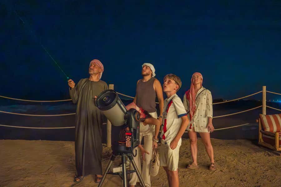 Dubai: Evening Camel Trekking & Dinner at Al Marmoom Oasis - Pickup and the “first hour” pacing