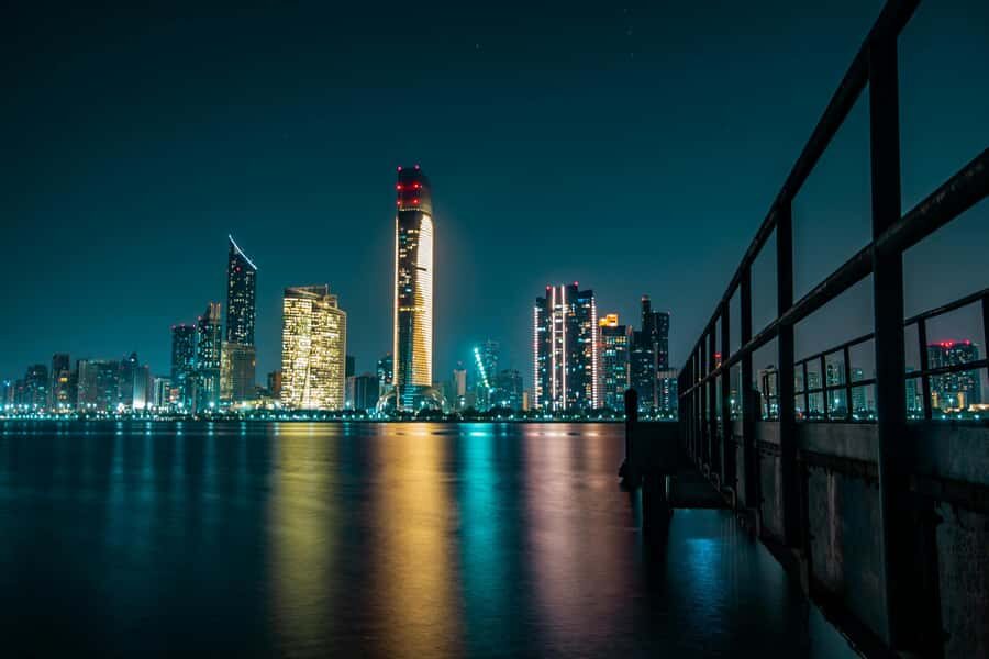 Dubai: Evening Tour and Burj Khalifa Entrance Ticket - Burj Al Arab at Photo-Stop Speed