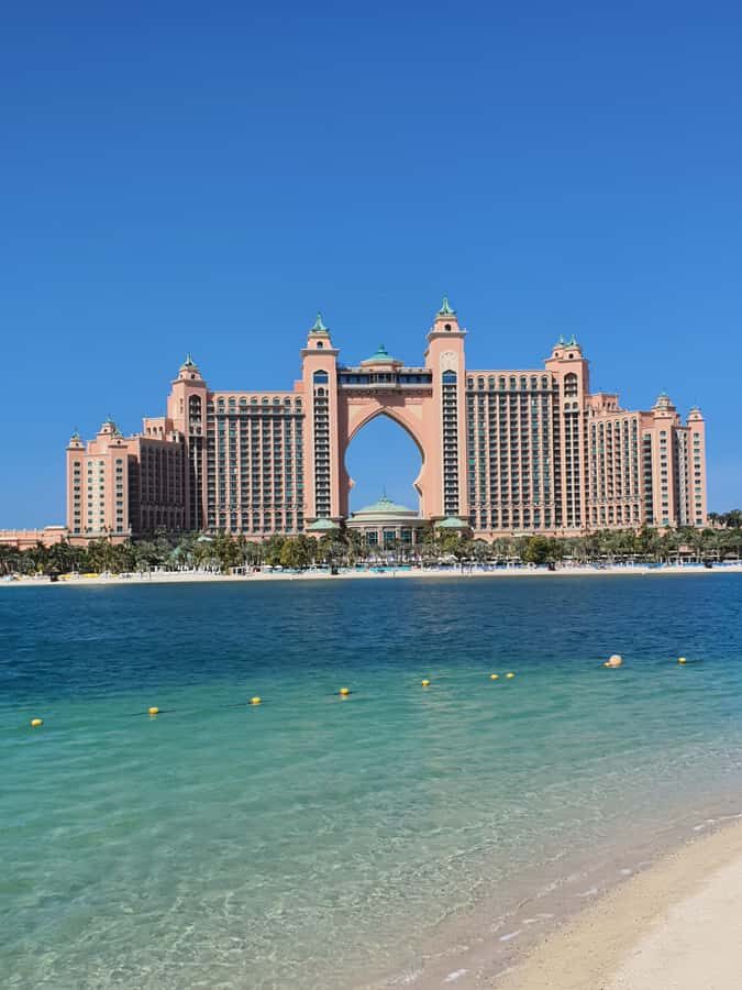 Dubai: Exclusive Private City Highlights Instagram Tour - Pickup, Timing, and the WhatsApp Advantage