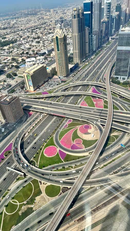 Dubai : excursion privée d’une journée en français - Museum of the Future and Emirates Towers: modern Dubai, explained