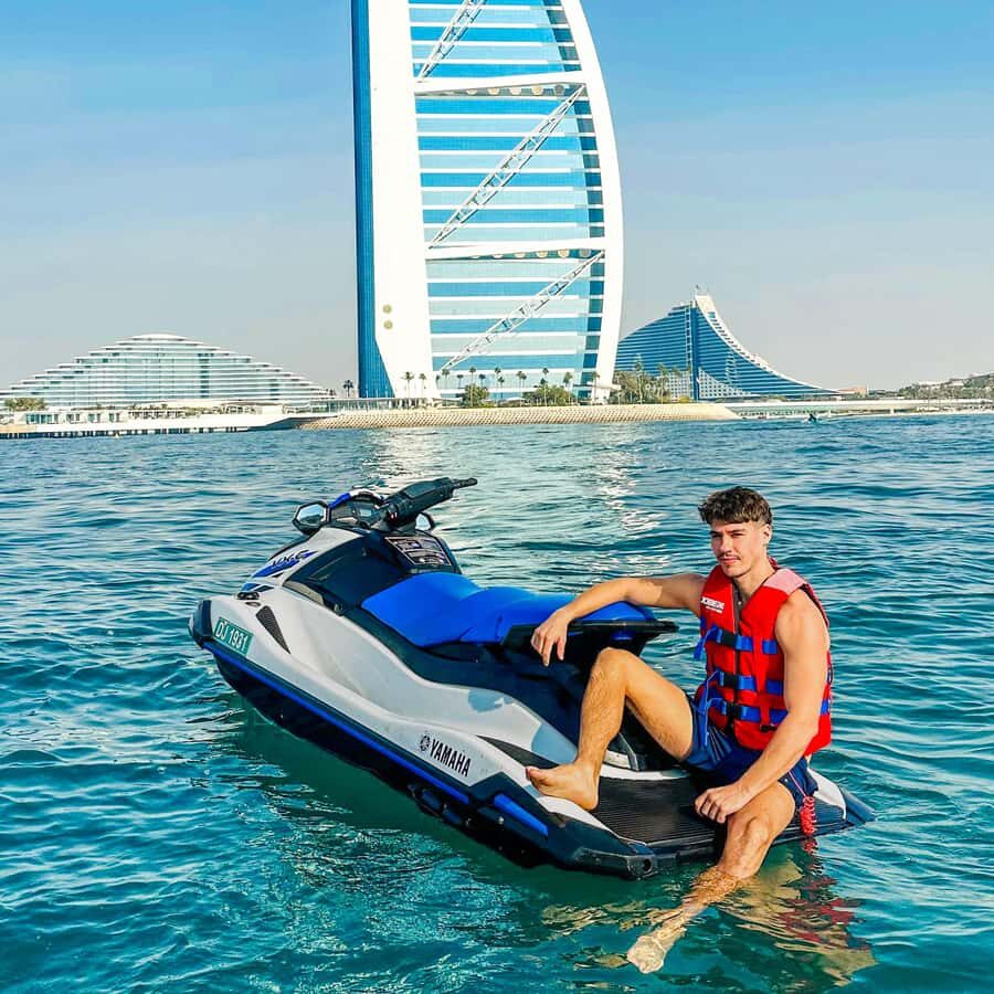 Dubai: Experience Jet Ski to Burj Al Arab +PICTURES & VIDEOS - How Long Should You Ride: 30 Minutes vs 60 Minutes