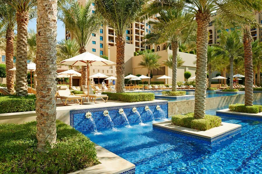 Dubai: Fairmont the Palm Pool and Beach Access - The Food Plan at Bask: Mediterranean + Asian Bites