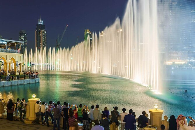 Dubai Fountain Show Boat Lake Ride Ticket - Timing Tips: Pick a Showtime That Makes the Lighting Work