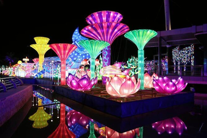 Dubai frame and Dubai Garden Glow tour with private transfers - Dubai Garden Glow: glow-in-the-dark light art that’s built for photos