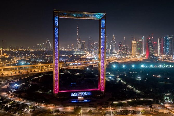 Dubai frame tour with private round trip transfers - Private round-trip transfers: when a driver is actually worth it