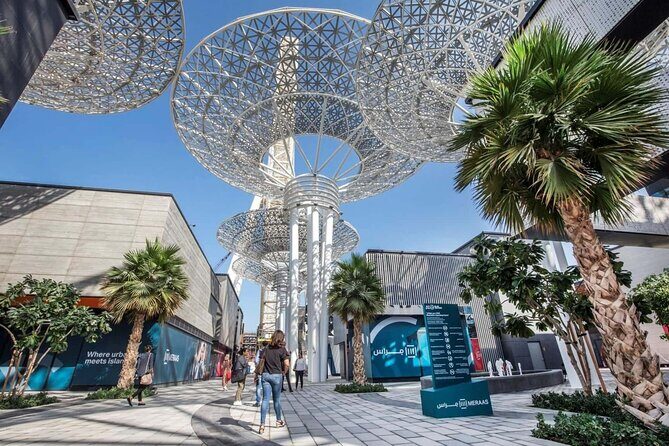 Dubai Full-Day City Sightseeing Tour In A Private vehicle - What to do about lunch, heat, and clothing