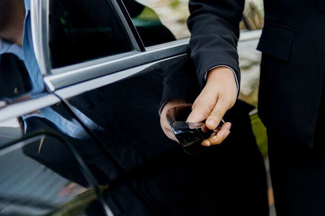 Dubai: Full-Day Private Car and Driver Hire - Key Things to Know Before You Go