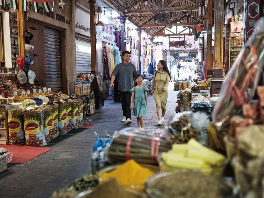 Dubai Full-Day Tour: Mosque, Souks, Burj Khalifa photo stop - Museum of the Future and Burj Khalifa: big icons, timed for photos