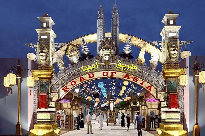 Dubai Global Village - Food Without Regret: Street Bites, Gourmet Options, and Price Reality