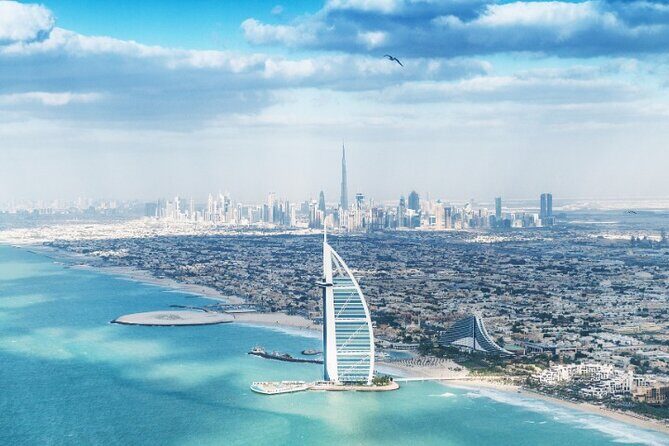 Dubai Half Day City Tour and Sightseen with pick up - Miraj Islamic Art Centre and Al Qasr: architecture from a tourist-friendly angle
