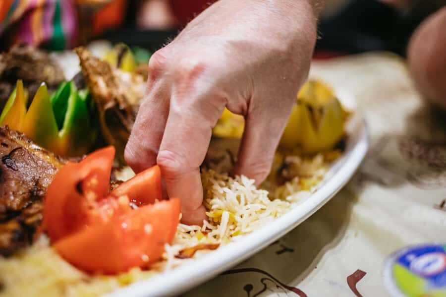 Dubai: Half-Day Street Food Tour - The temple stop near the spice and gold markets: why it matters