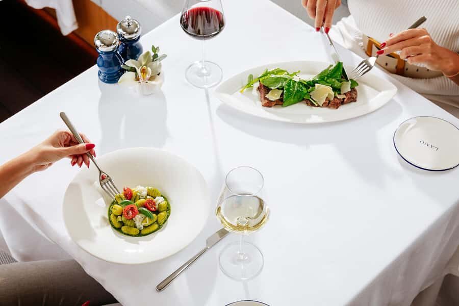 Dubai Harbour Lunch Experience at L'amo Bistro Del Mare - Dubai Harbour Views That Make Lunch Feel Like an Event