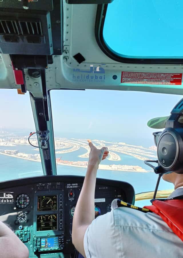 Dubai: Helicopter Ride, Old Town Walking Tour, Abra & Snacks - Key Things That Make This Tour Worth It