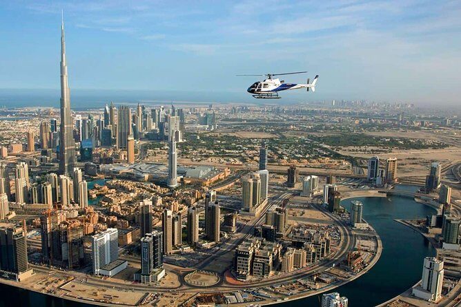 Dubai Helicopter The Vision Tour – 22 Min - The World Islands and Palm Jumeirah: man-made Dubai that looks most real from above
