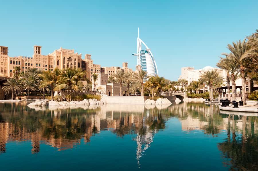 Dubai Heritage & Burj Khalifa Experience - Jumeirah Beach photo stop: the Dubai you see on postcards