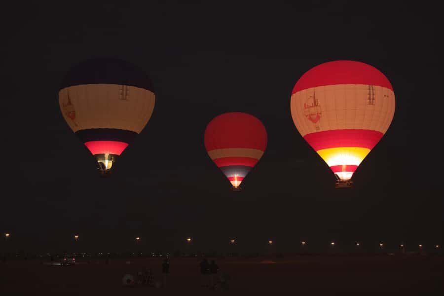 Dubai: Hot Air Balloon Ride with Camel Ride & Falcon Show - Getting picked up and into the Margham Desert rhythm
