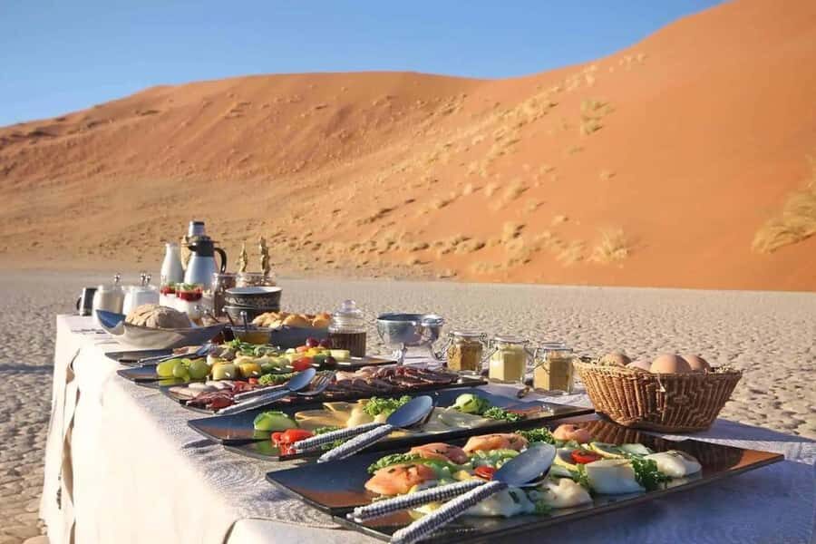 Dubai: Hot Air Balloon with Camel, ATV, & Horse Ride Options - Landing and campsite breakfast: what happens after the flight