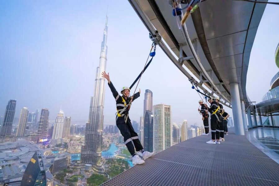 Dubai Iconic Burj Khalifa + Aquarium + Sky Views Ticket - Convenience Matters: Why These Three Stops Work Together