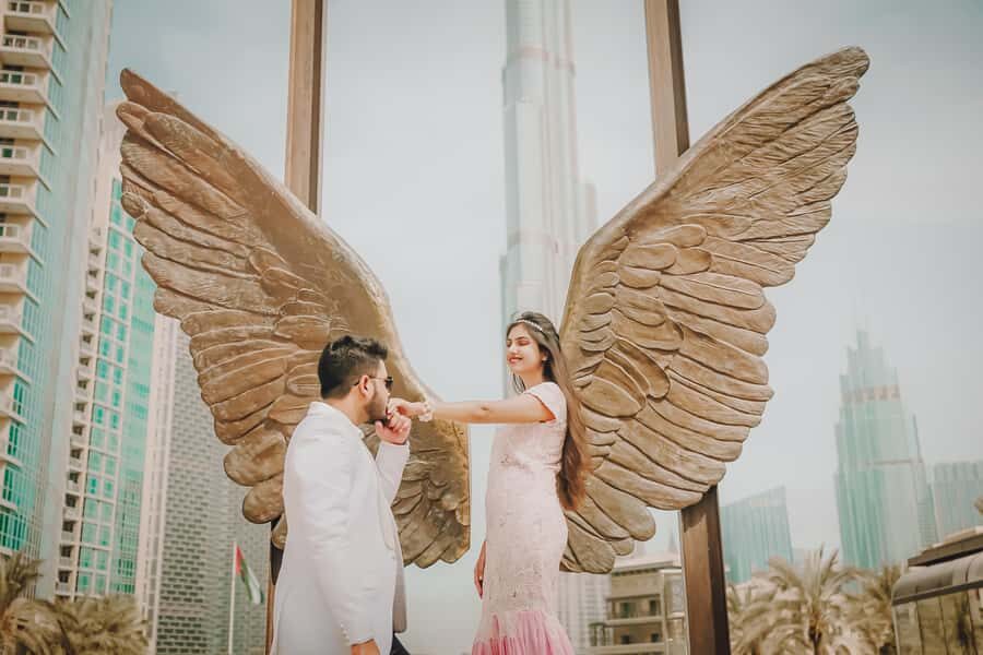 Dubai: Iconic Burj Khalifa Pre-Wedding Photoshoot - The Middle Stops That Make Your Photos Feel Like a Story