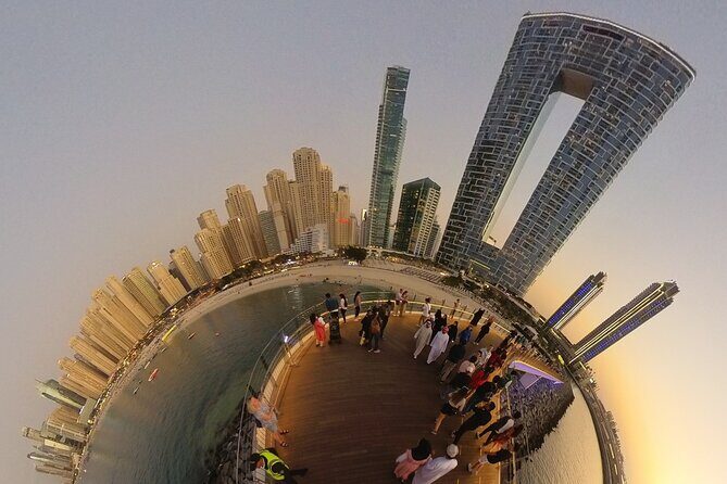 Dubai Instagram Reels Videography Tour - Finish at Dubai Mall—A Natural Stop for Clean Ending Shots