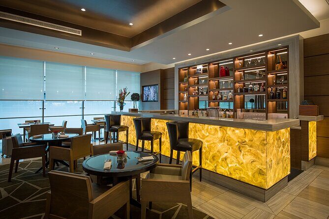 Dubai International Airport (DXB) T3/T1/T2 VIP Lounge Access - Shower Reality Check: When It’s Included and When You Pay Extra