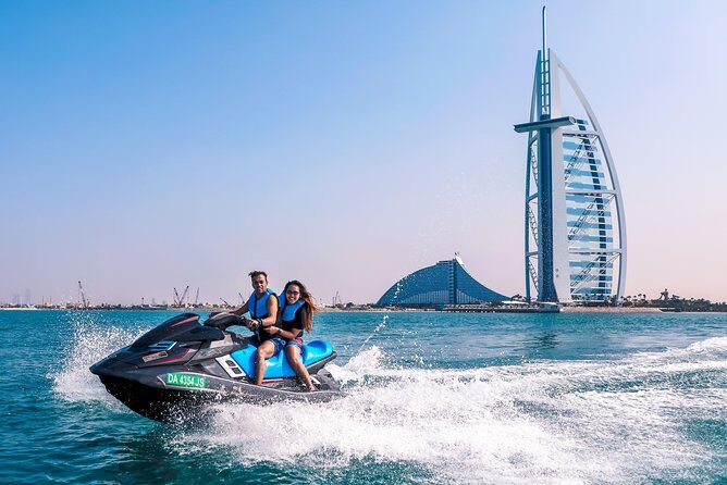 Dubai: Jet ski Adventure Rides Burj Al Arab, Burj Khalifa & Atlantis - Getting On the Water: Meeting Point, Gear, and First Instructions