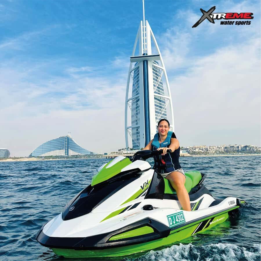 Dubai: Jet Ski Ride with Photos and Videos - 1 Hr - Palm Jumeirah and the Skyline Run
