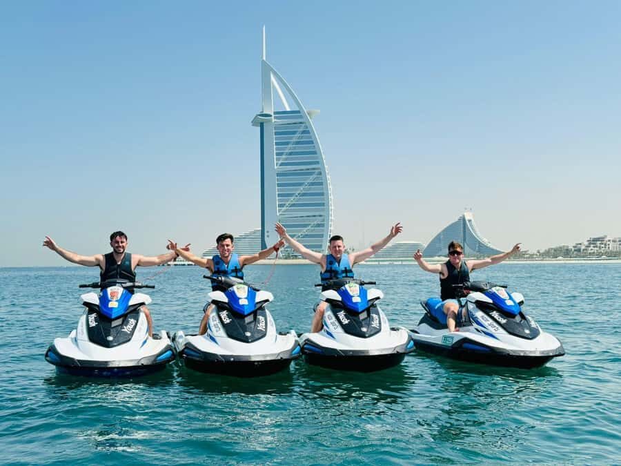 Dubai: Jet Ski Tour of Burj Al Arab & Atlantis the Palm - Guide quality: the difference between fast and great