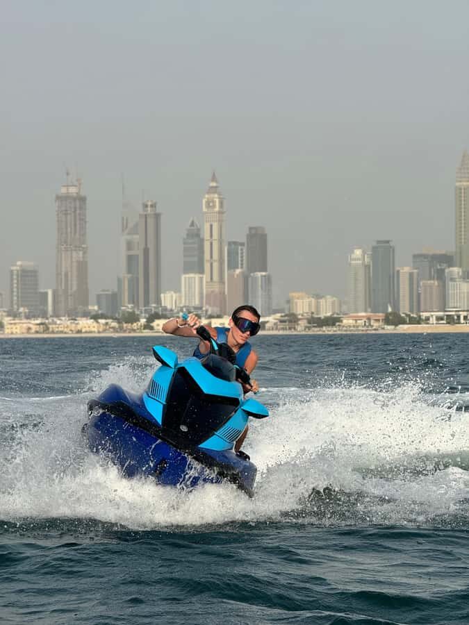 Dubai: Jet Ski Tour of Burj Al Arab with Photos & Videos - Jet Skiing in Dubai: Why This One Works