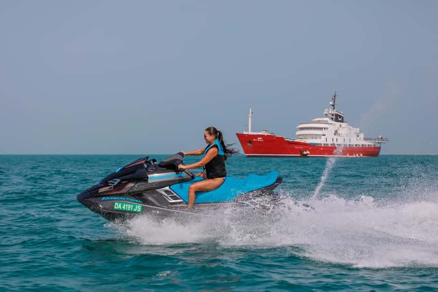 Dubai: Jetski Ride up to 2 People with Photos & Refreshments - Your Instructor Makes or Breaks It: The Photo, the Pace, and the Confidence