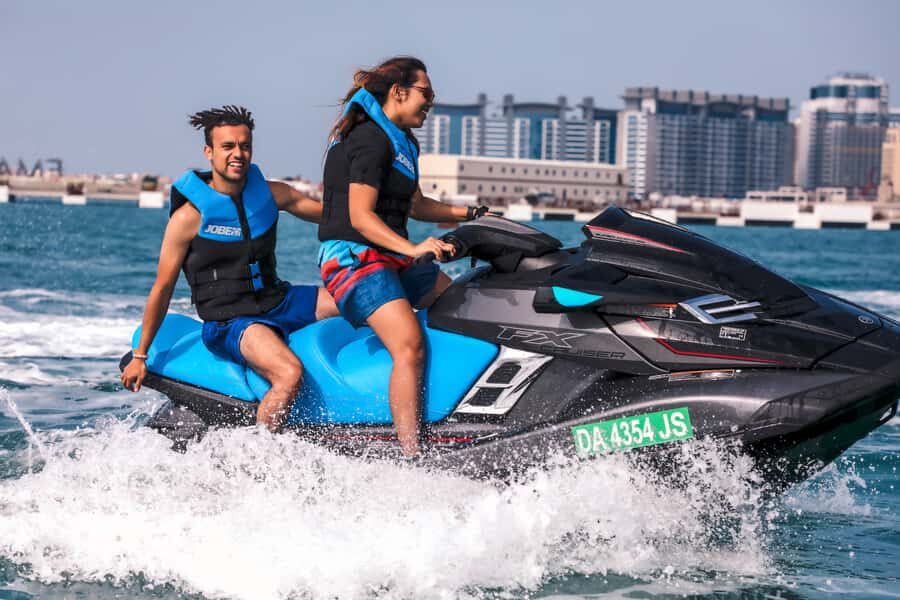 Dubai: Jetski Ride up to 2 People with Photos & Refreshments - Who Should Book This Jet Ski and Who Should Skip It
