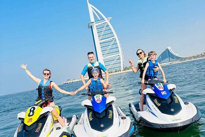 Dubai Jetski Tour of Burj al Arab and Burj Khalifa 45Min. - The Safety Talk and Gear: The Part You Should Appreciate