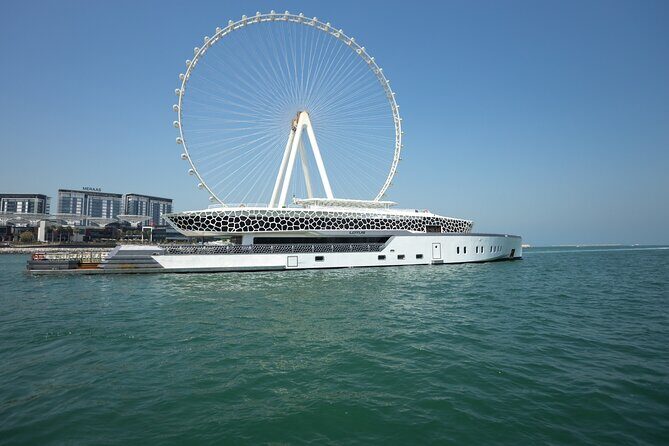 Dubai: Lotus Mega Yacht 3-Hours Dinner Cruise Tour - Lotus Mega Yacht on Dubai Marina: The 3-Hour Rhythm That Works