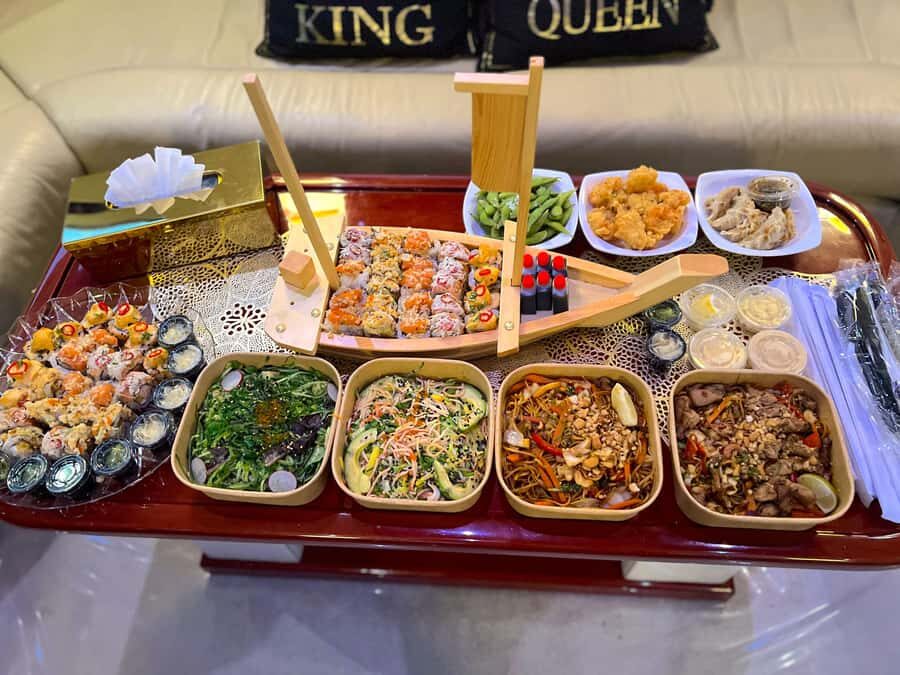 Dubai: Luxury Private 50 FT Yacht Cruise + Optional Sushi - The sushi option: fresh chef prep plus portion choices that keep it flexible