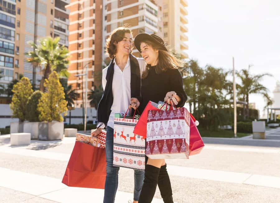 Dubai: Magic & Secret new Shopping Tour - The $5-or-less store: when your budget feels like it has superpowers
