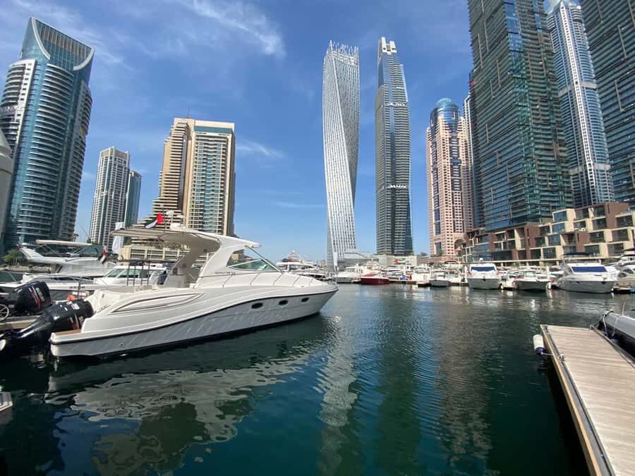 Dubai Marina: 2-Hour Mini Yacht Ride - Meeting point and boarding tips near Spinneys Roundabout and Gate T