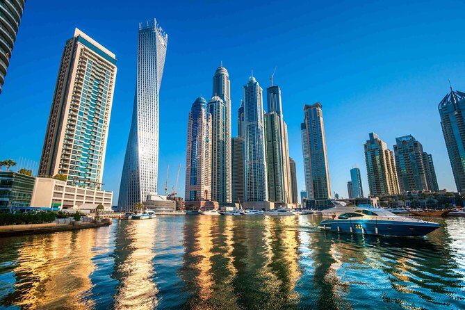Dubai Marina Crusie with Transfer - What you eat and drink: international buffet plus unlimited non-alcoholic drinks