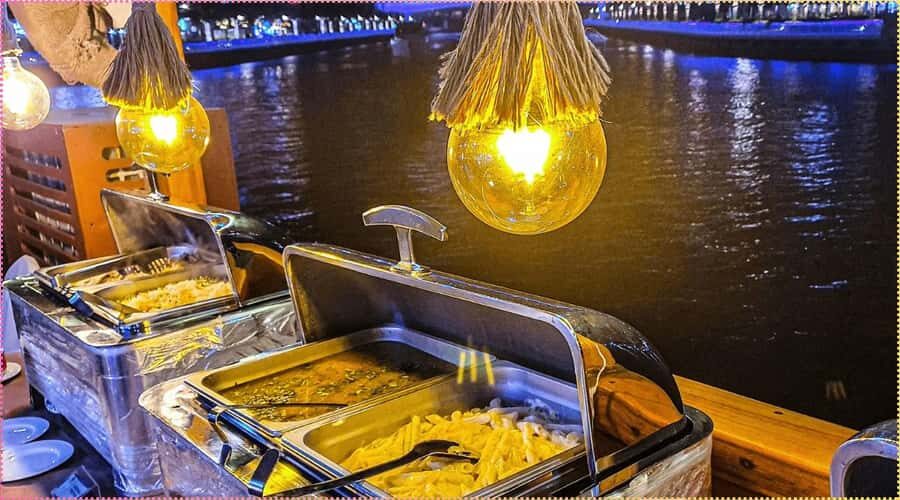 Dubai: Marina Dhow Dinner Cruise with Live Entertainment - Dubai Marina on a Dhow: what the cruise night feels like