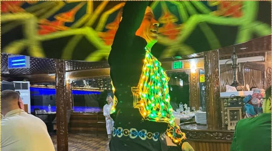 Dubai: Marina Dhow Dinner Cruise with Live Entertainment - Your dinner: international buffet, vegetarian options, and what’s included