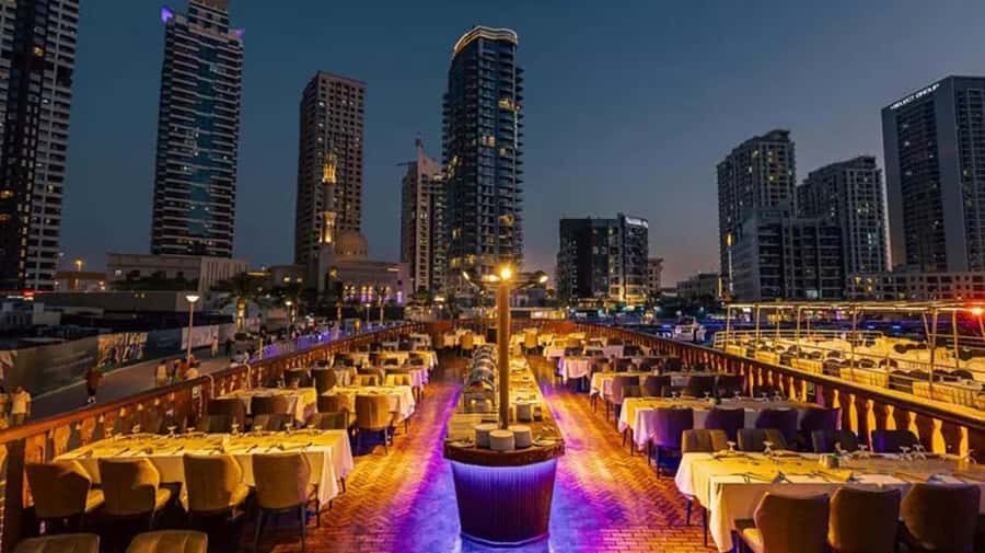 Dubai: Marina Dhow Dinner Cruise with Live Entertainment - Lower deck vs upper deck tables: choosing your view and comfort