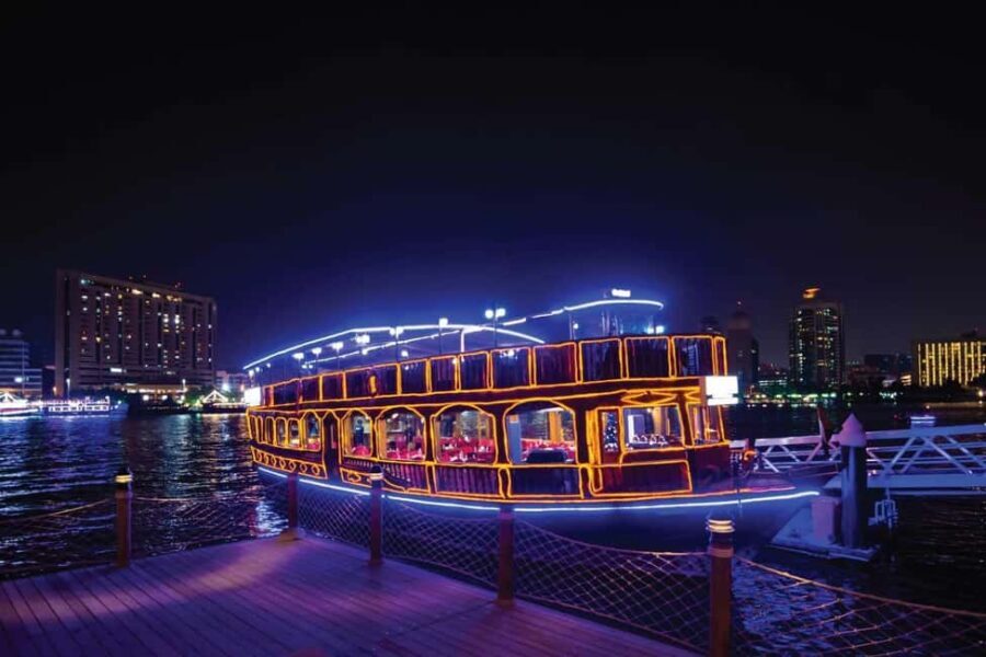 Dubai Marina Dinner Cruise – Live Show, AC & Open Bar - Key highlights I’d plan around