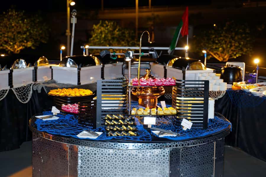 Dubai: Marina Luxury Dhow Dinner Cruise - Service Notes: What People Seem to Appreciate Most